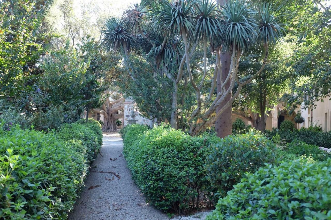 Suite A Villa D'Orri Sarroch Bagian luar foto